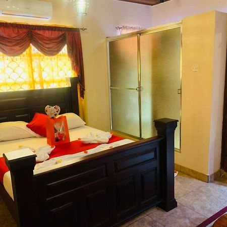 Secret Villa Джорджтаун Экстерьер фото